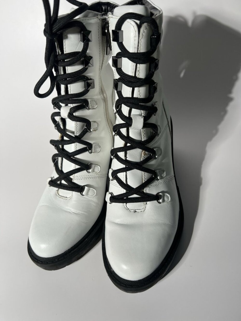 Marc Fisher Leather Ankle Boots Crisp White Women’s Size 6 Side Zip